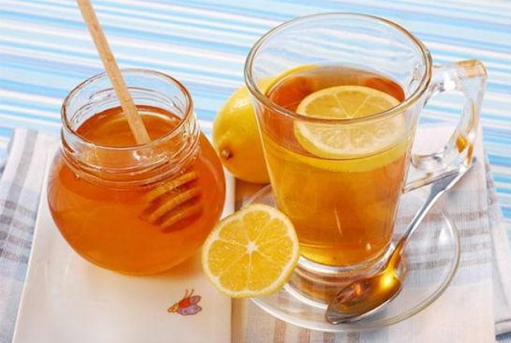mật-ong-ngâm-chanh-đào
