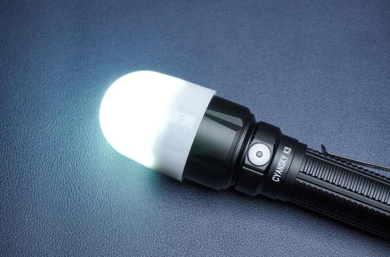 Ánh sáng trắng có nhiệt độ màu cao hơn ánh sáng vàng