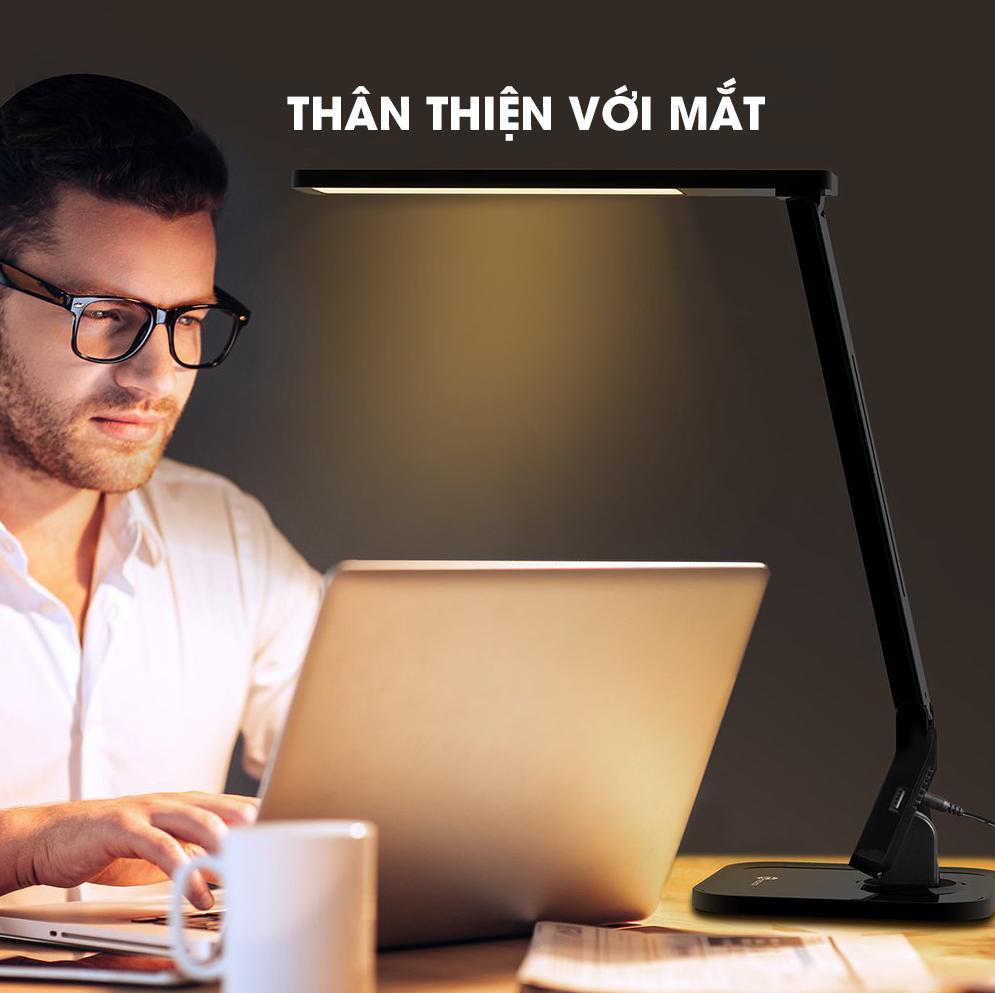 Đèn học chống cận giúp bảo vệ thị lực